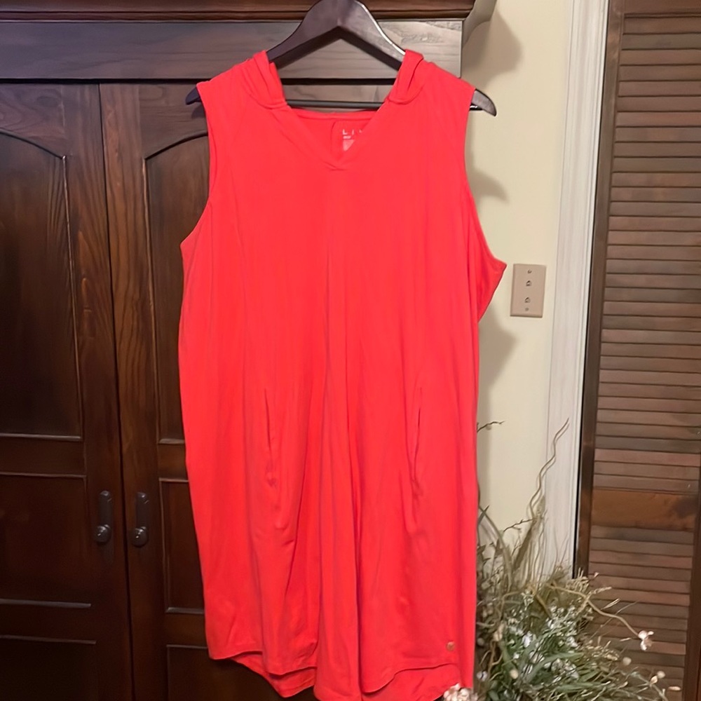 Livi Active Red Sleeveless Dress. NWT 18/20. Orange/Redish Color